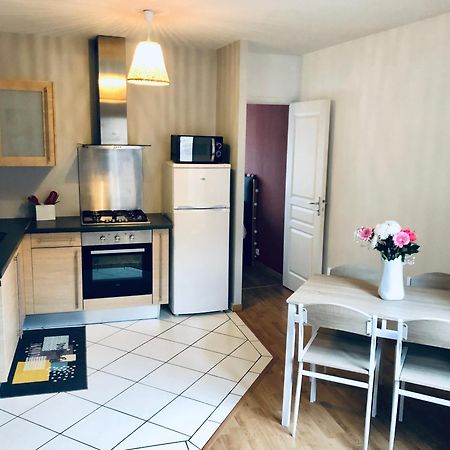 Logement Centre Ville D'Epernay Avec Parking Prive Экстерьер фото