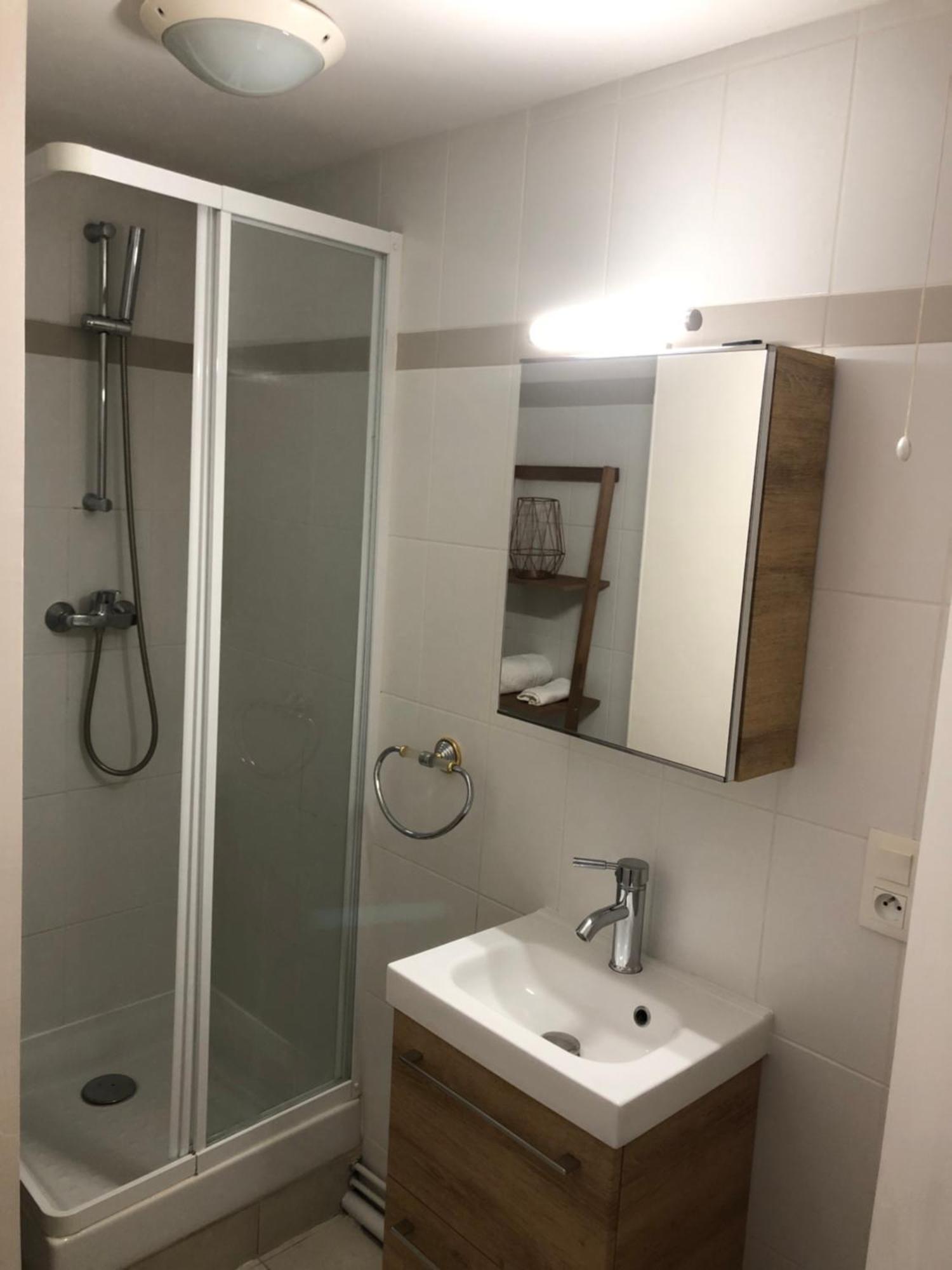 Logement Centre Ville D'Epernay Avec Parking Prive Экстерьер фото